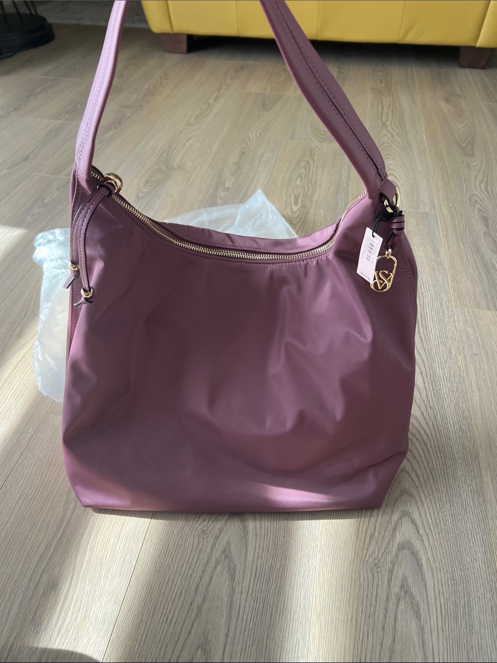 Victoria’s Secret
Elegant Plum Shoulder Bag - Women's Hobo Handbag - Picture 2 of 8